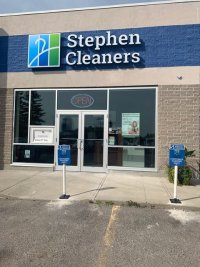 Store front for Stephen Cleaners