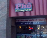 Store front for Pho Huong Viet